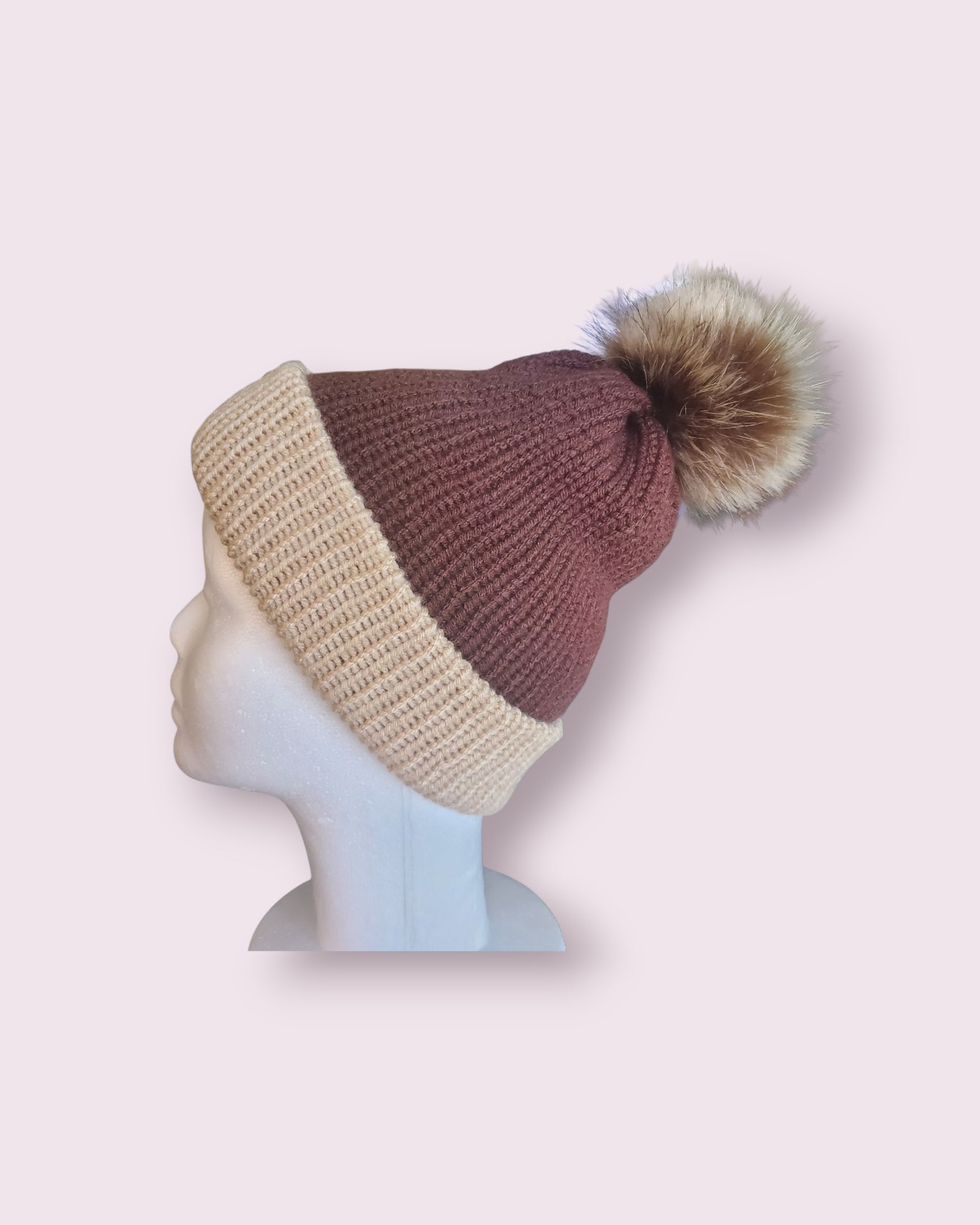 Knit Beanie with Pom Pom Beige/Brown Adult